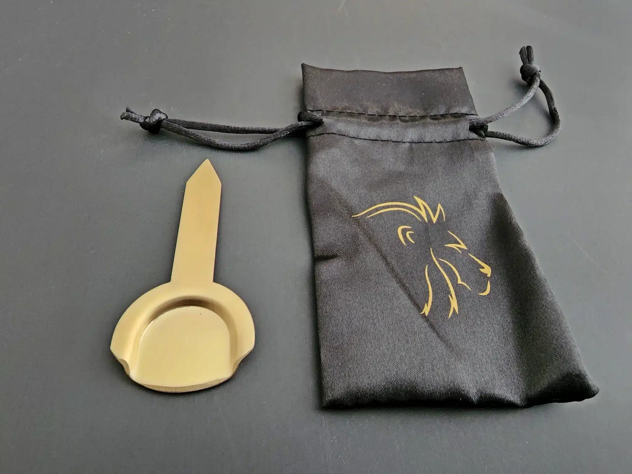 Limited Ed - Gold Orig + Carrying Pouch